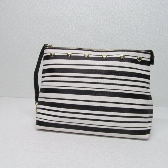Betsey Johnson Wristlet Wallet Striped - Picture 3 of 7